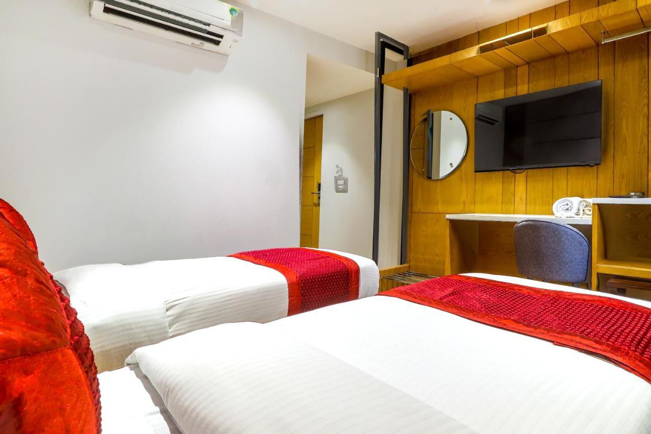 Hotel Bricks, Karol Bagh, New Delhi 外观 照片