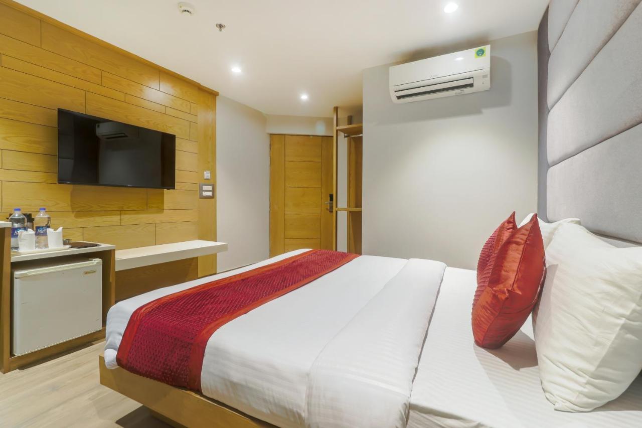 Hotel Bricks, Karol Bagh, New Delhi 外观 照片